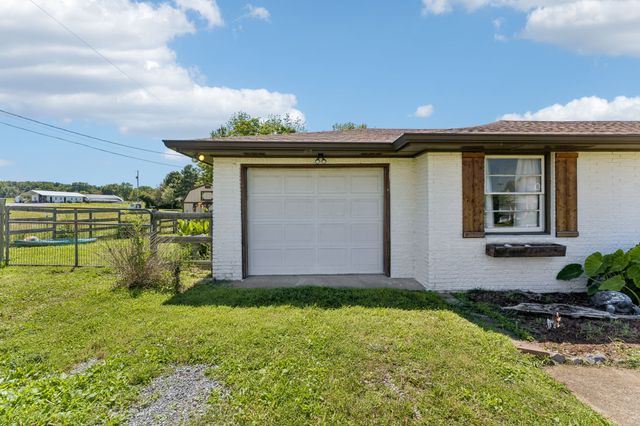 3103 Bearwallow Rd, Ashland City, TN 37015