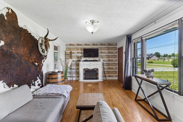 3103 Bearwallow Rd, Ashland City, TN 37015
