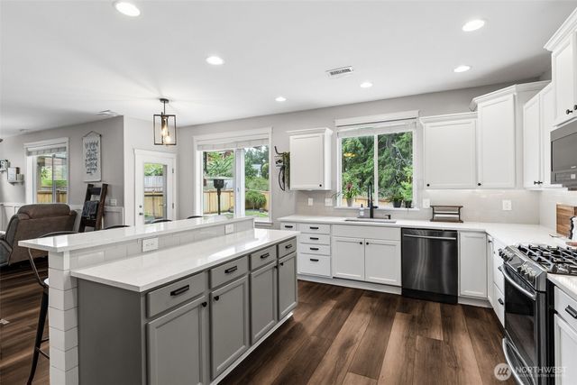 1826 65th Avenue SE, Tumwater, WA 98501