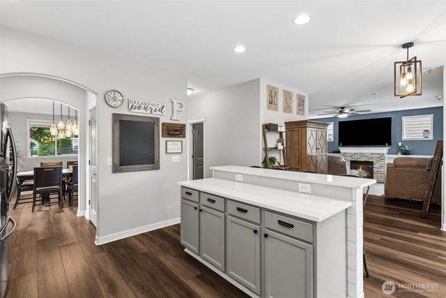 1826 65th Avenue SE, Tumwater, WA 98501