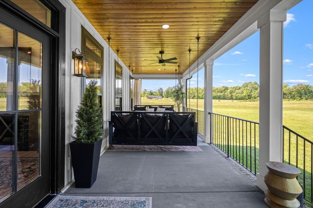 796 Deberry Rd, Morrison, TN 37357