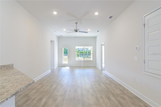 33 FARNELL LANE, Palm Coast, FL 32137