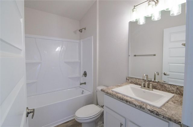 33 FARNELL LANE, Palm Coast, FL 32137