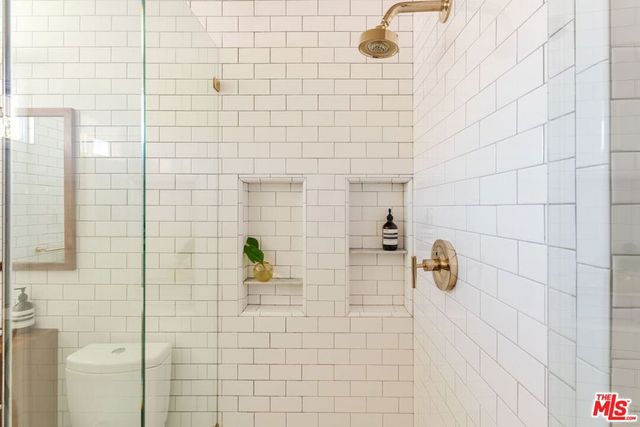 10879 Hillhaven Avenue, Tujunga, CA 91042