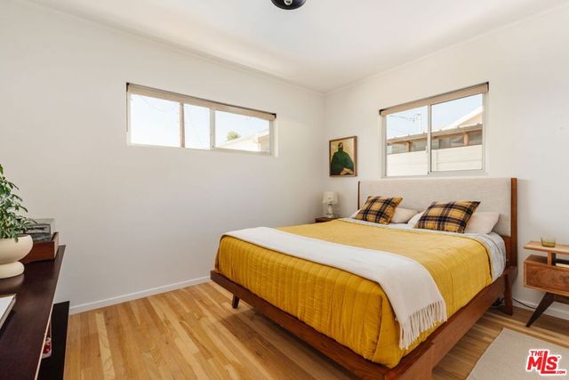 10879 Hillhaven Avenue, Tujunga, CA 91042