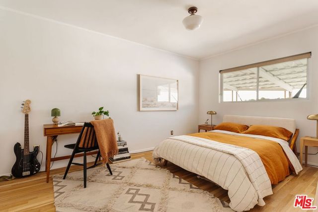 10879 Hillhaven Avenue, Tujunga, CA 91042