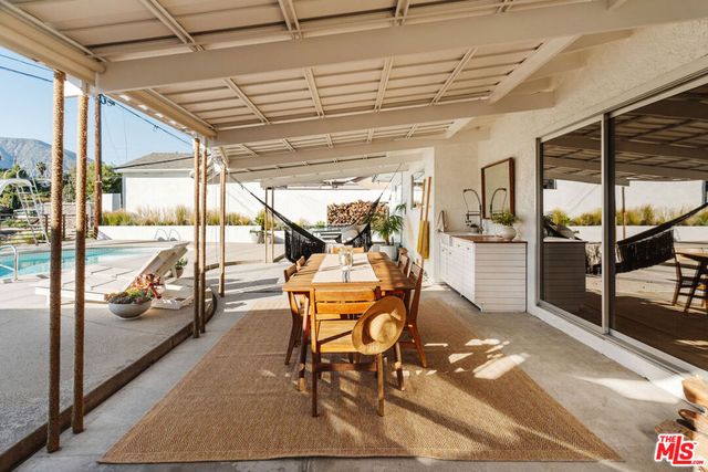 10879 Hillhaven Avenue, Tujunga, CA 91042