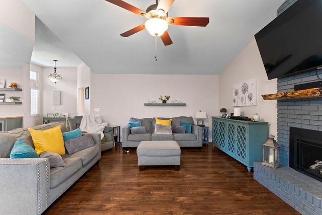 8841 Brattle Pl, Stockton, CA 95209