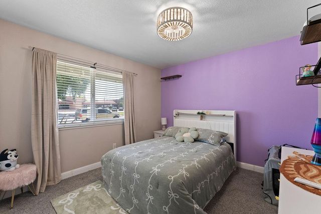 8841 Brattle Pl, Stockton, CA 95209