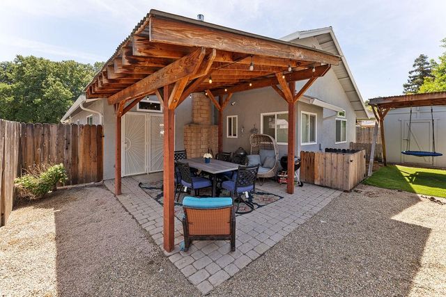 8841 Brattle Pl, Stockton, CA 95209