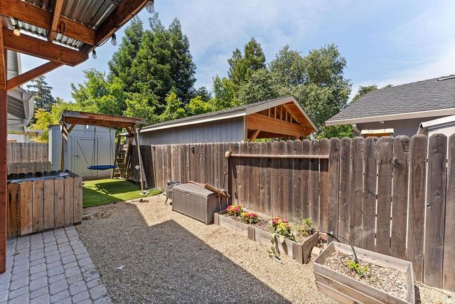 8841 Brattle Pl, Stockton, CA 95209
