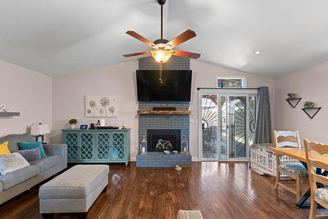 8841 Brattle Pl, Stockton, CA 95209