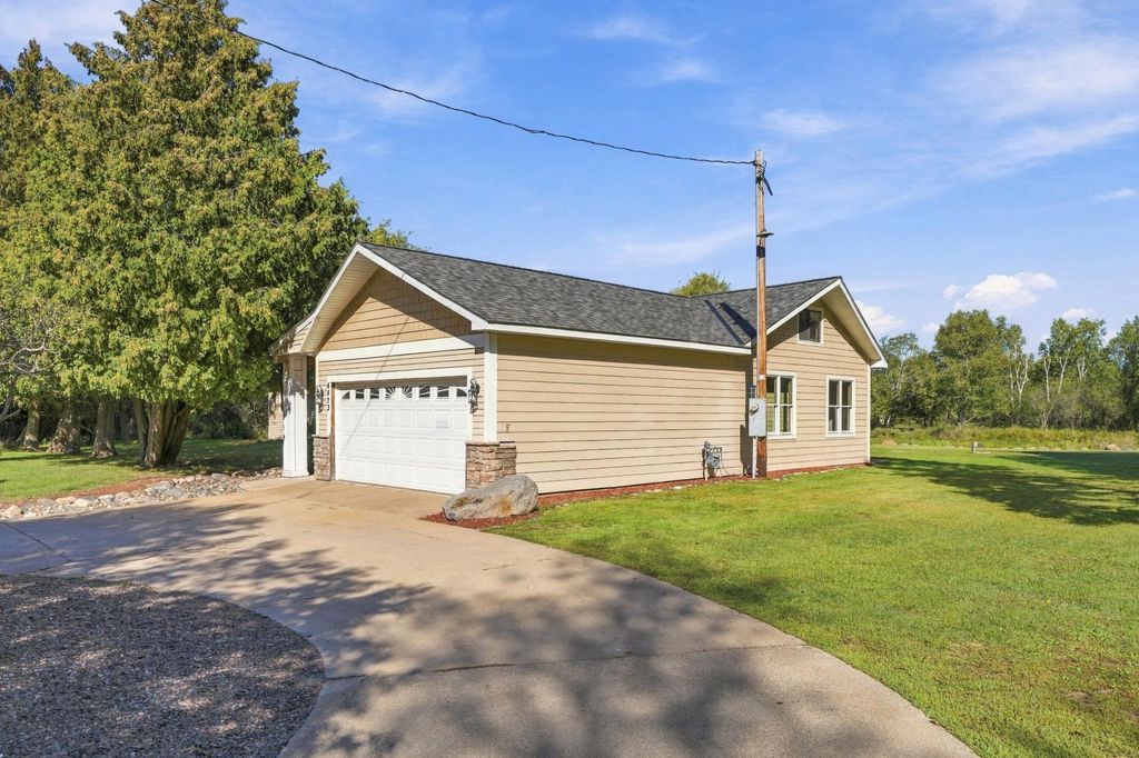 4423 Fawn Lake Drive NE, East Bethel, MN 55005 — photo 4