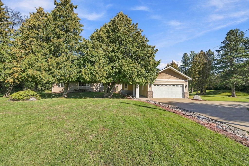 4423 Fawn Lake Drive NE, East Bethel, MN 55005 — photo 5