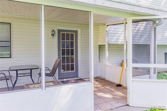 2241 Graystone Drive, St Charles, MO 63303