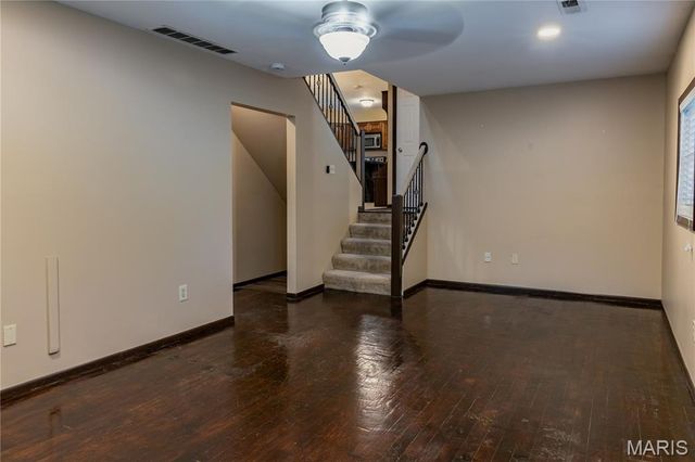 2241 Graystone Drive, St Charles, MO 63303