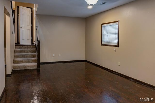 2241 Graystone Drive, St Charles, MO 63303