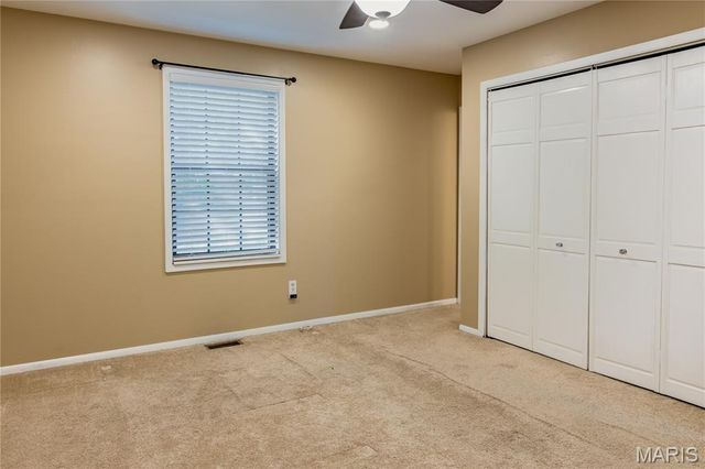 2241 Graystone Drive, St Charles, MO 63303