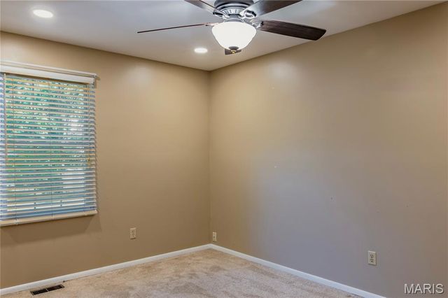2241 Graystone Drive, St Charles, MO 63303