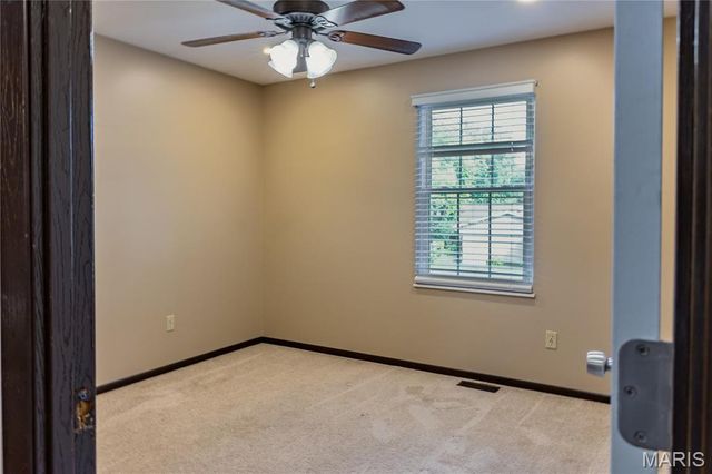 2241 Graystone Drive, St Charles, MO 63303