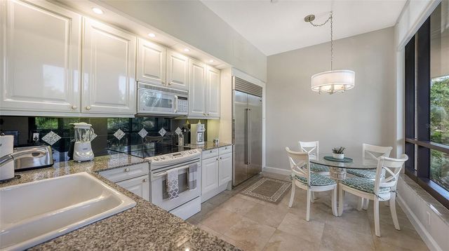 1241 GULF OF MEXICO DRIVE 111, Longboat Key, FL 34228