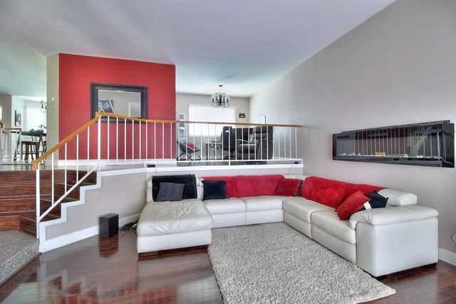 1518 Glenwood Ct, Escalon, CA 95320