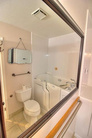 1518 Glenwood Ct, Escalon, CA 95320