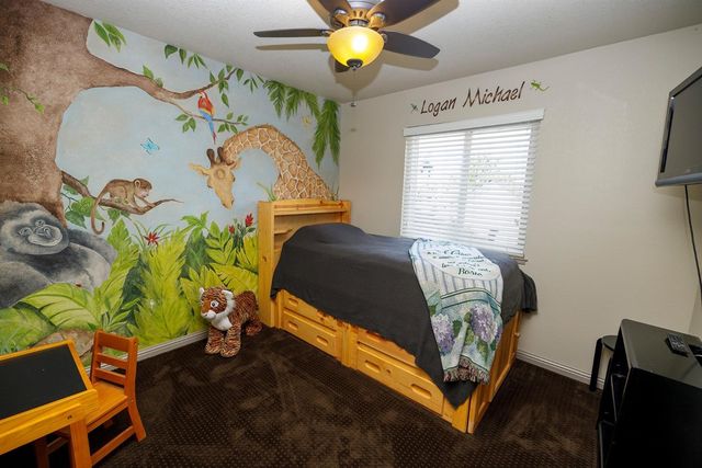 1518 Glenwood Ct, Escalon, CA 95320