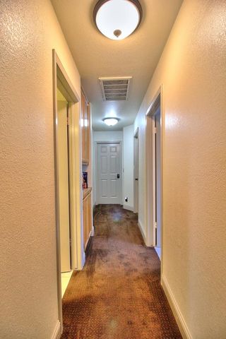 1518 Glenwood Ct, Escalon, CA 95320