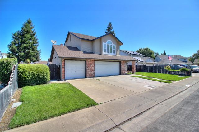 1518 Glenwood Ct, Escalon, CA 95320