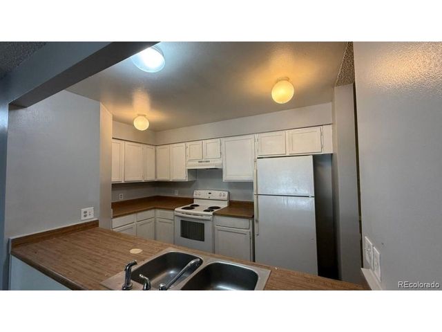 14590 E 2nd Ave 311B, Aurora, CO 80011