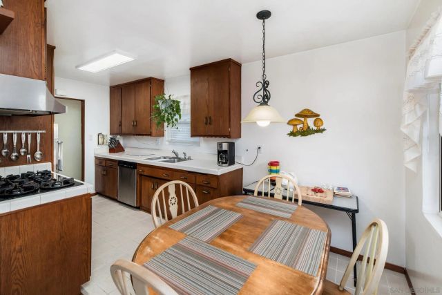 13011 Conley St, Poway, CA 92064