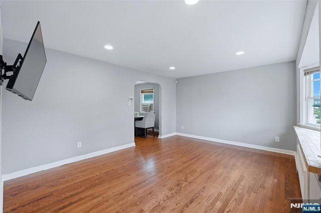 635 Robinson Terrace, Union, NJ 07083