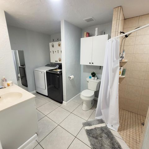 208 Edmund Street, Jupiter, FL 33458