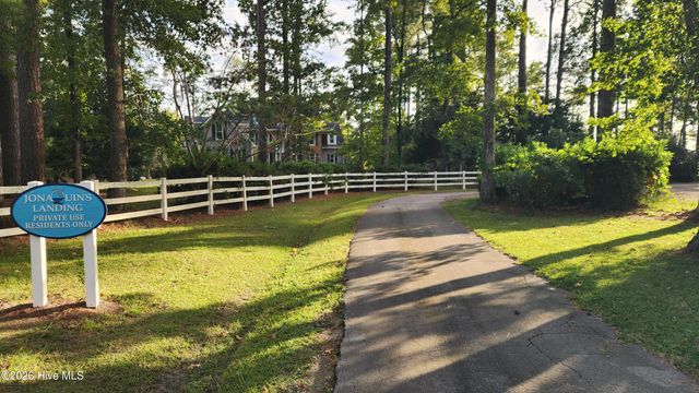 129 Cummins Creek Road, Beaufort, NC 28516