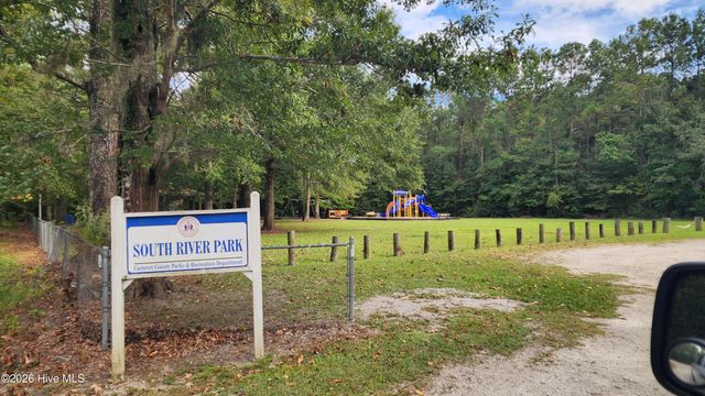 129 Cummins Creek Road, Beaufort, NC 28516