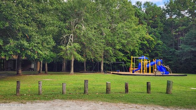 129 Cummins Creek Road, Beaufort, NC 28516