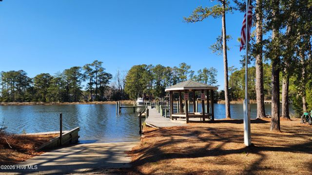 129 Cummins Creek Road, Beaufort, NC 28516