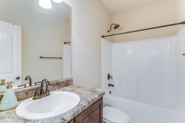 17309 Palm Ridge Drive, D'iberville, MS 39540