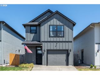 1128 N AUBURN Pl, Ridgefield, WA 98642