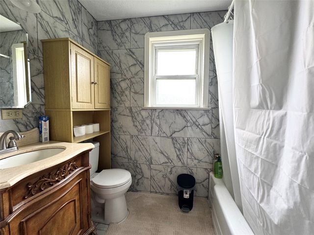 837 W 52ND Street, Erie, PA 16509