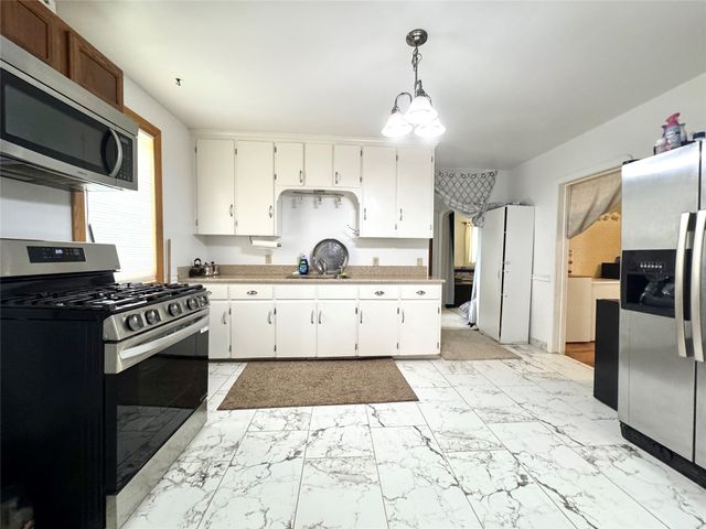 837 W 52ND Street, Erie, PA 16509