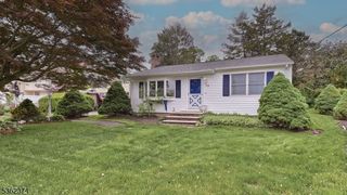 73 Roosevelt Ave, Butler Boro, NJ 07405