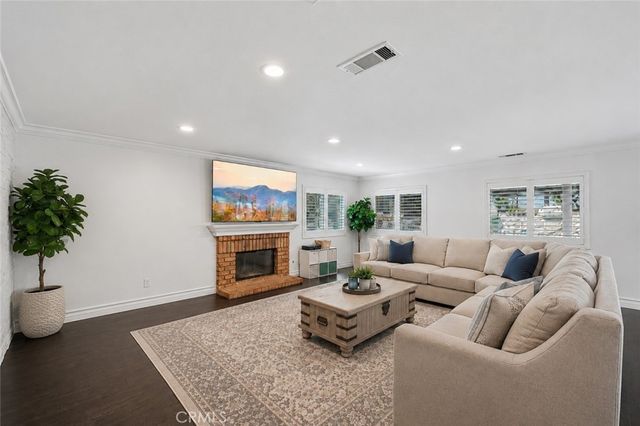 3944 Bennett Avenue, Corona, CA 92883