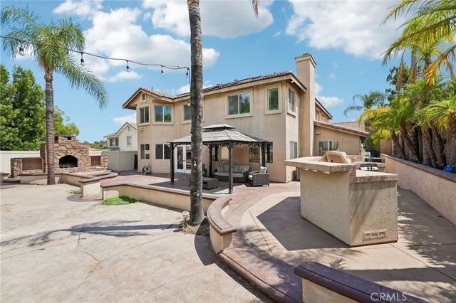 3944 Bennett Avenue, Corona, CA 92883