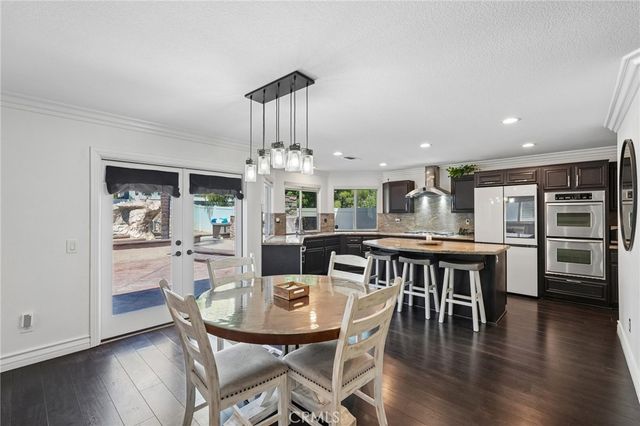 3944 Bennett Avenue, Corona, CA 92883