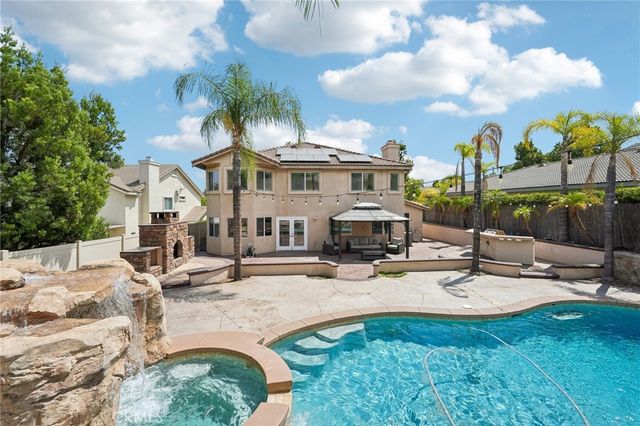 3944 Bennett Avenue, Corona, CA 92883