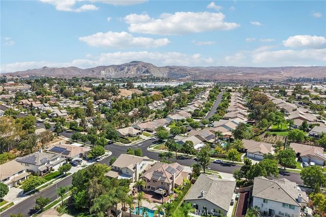 3944 Bennett Avenue, Corona, CA 92883