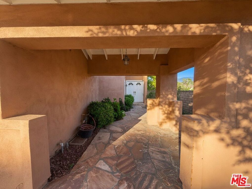 Image 7 of property listing at 5560 Via Cantada, Yorba Linda, CA 92887