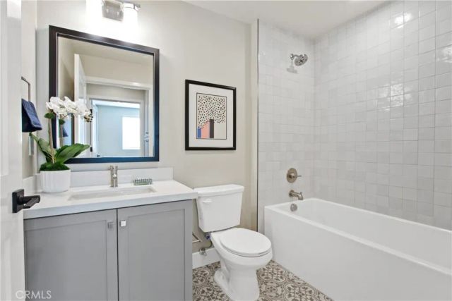 927 Deep Valley Drive 112, Rolling Hills Estates, CA 90274